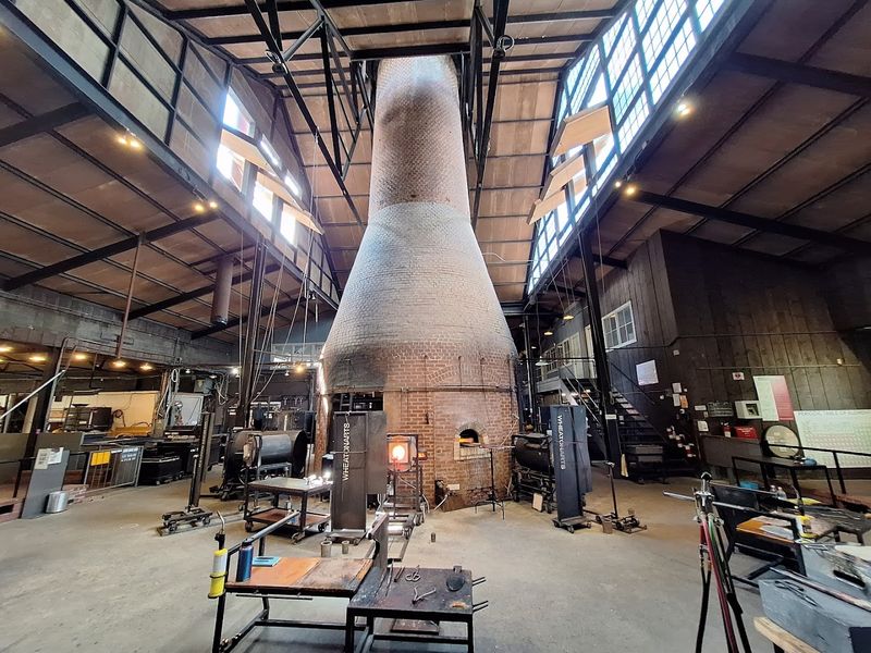 The Deep History of Glassmaking in South Jersey The Deep History of Glassmaking in South Jersey