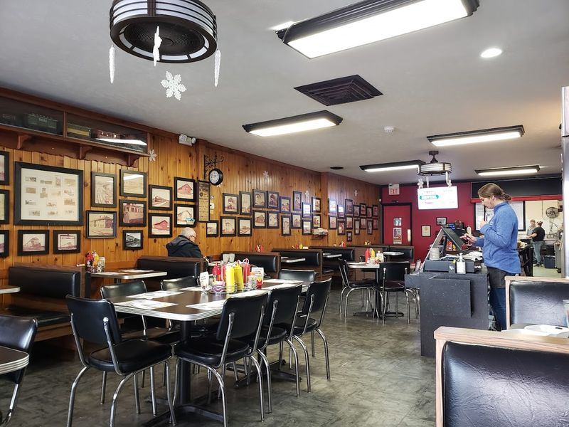 The Diner Atmosphere That Feels Like a Time Capsule The Diner Atmosphere That Feels Like a Time Capsule