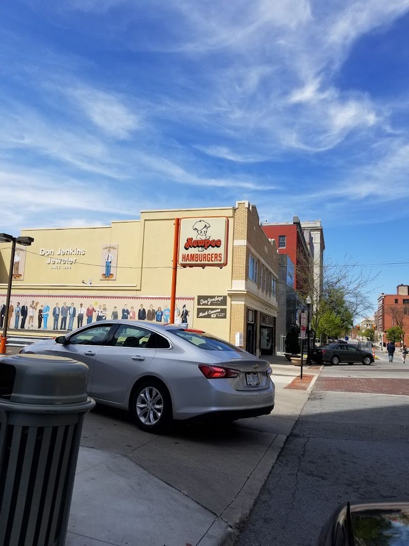The Drive-Thru Experience That Tests Your Patience and Rewards It