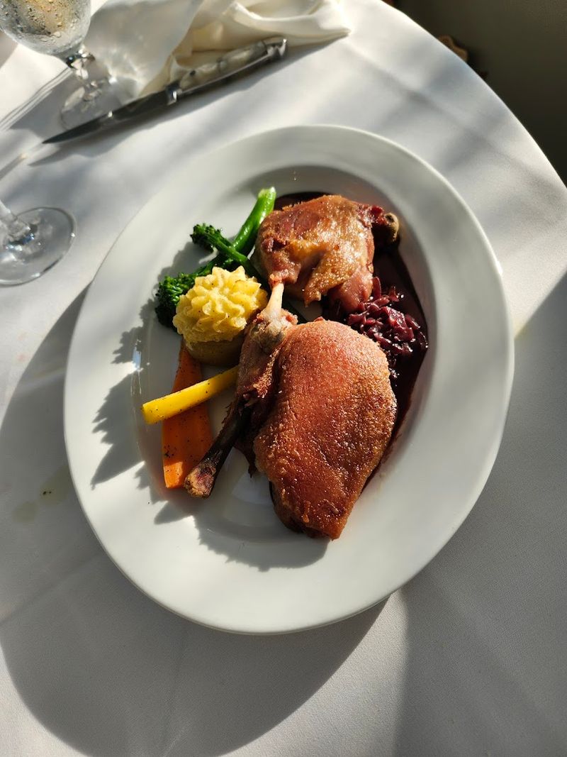 The Duck Confit That Has Become a Legend The Duck Confit That Has Become a Legend