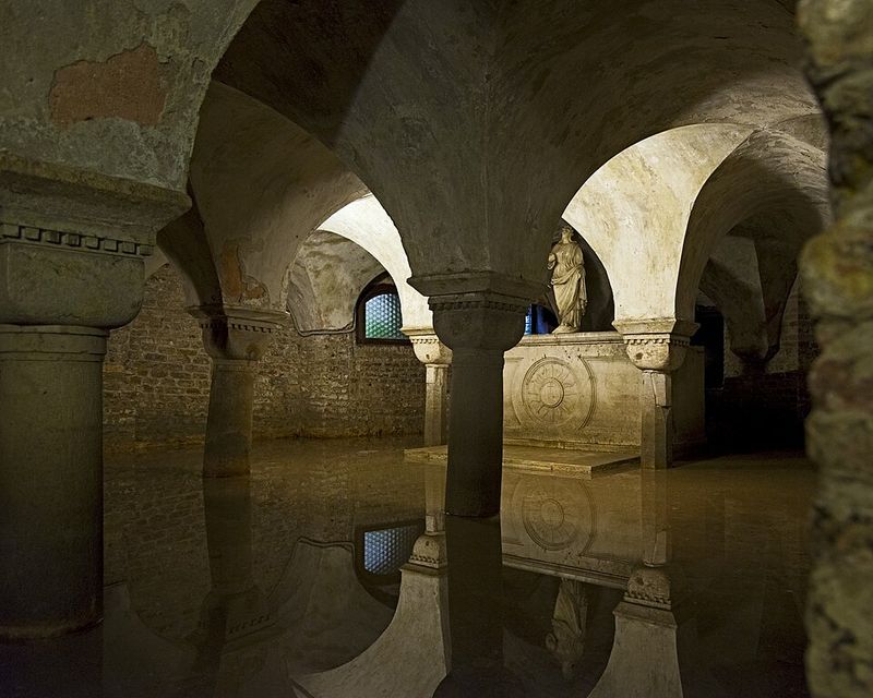 The Flooded Crypt of San Zaccaria The Flooded Crypt of San Zaccaria