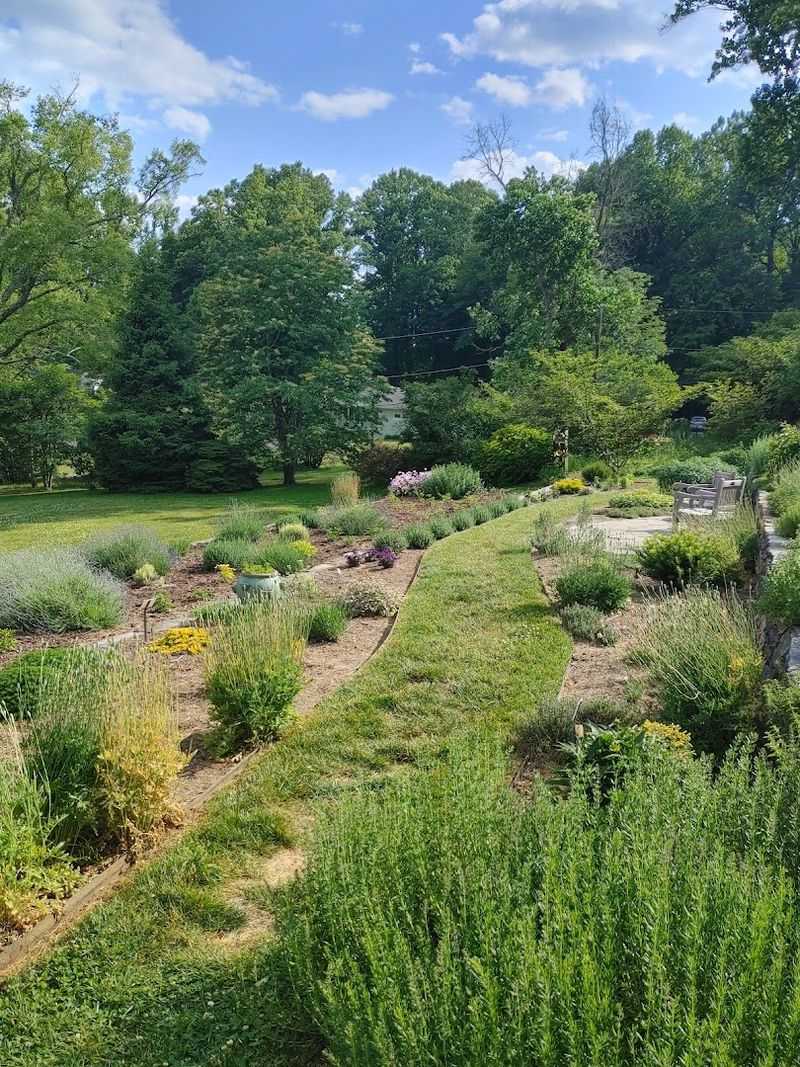 The Fragrance Garden and Its Surprising Connection to Helen Keller The Fragrance Garden and Its Surprising Connection to Helen Keller