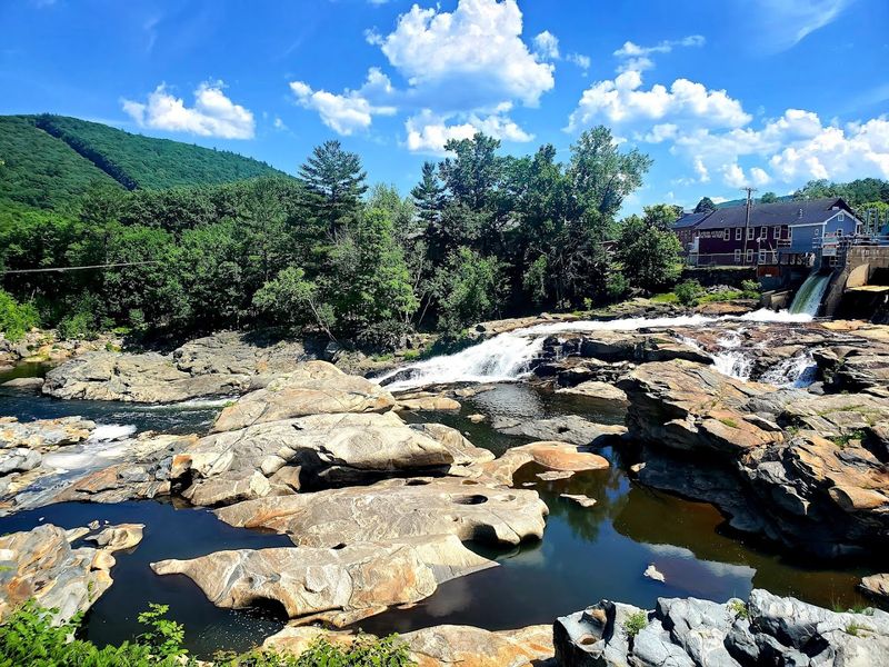 The Glacial Potholes Nearby The Glacial Potholes Nearby