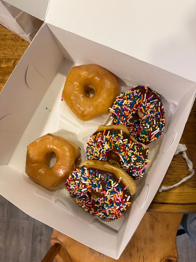 The Glazed Donut That Earns Its Reputation