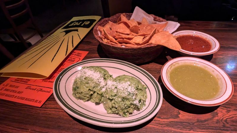 The Guacamole and Chips That People Cannot Stop Talking About The Guacamole and Chips That People Cannot Stop Talking About