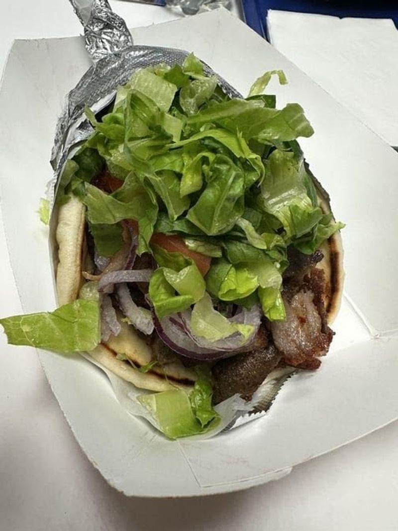 The Gyro That People Drive 40 Minutes to Get