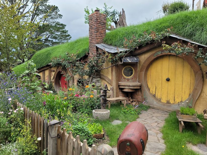 The Hobbiton Homes (Matamata, New Zealand) The Hobbiton Homes (Matamata, New Zealand)