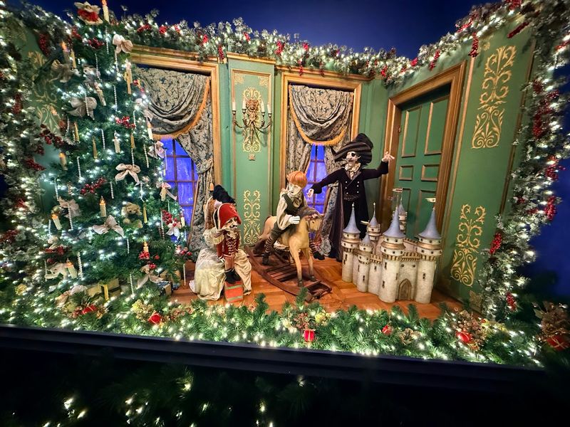 The Iconic Department Store Windows The Iconic Department Store Windows
