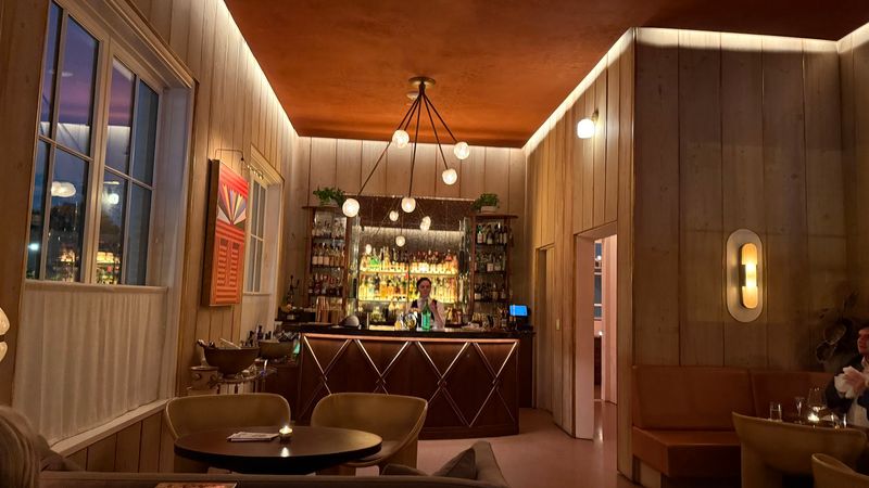 The Lounge Experience Before Dinner