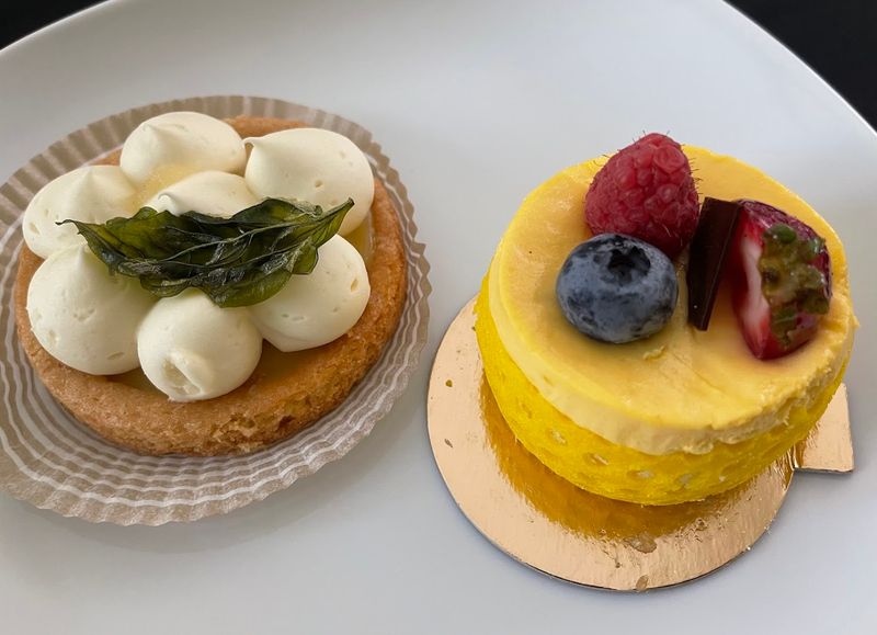The Mango Mousse That Steals the Show The Mango Mousse That Steals the Show