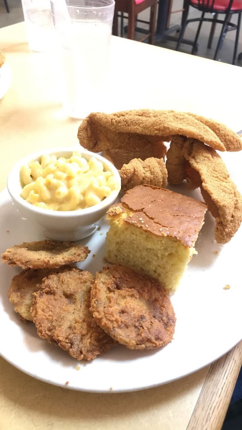 The Menu: A Rotating Lineup of Soul Food Classics The Menu: A Rotating Lineup of Soul Food Classics