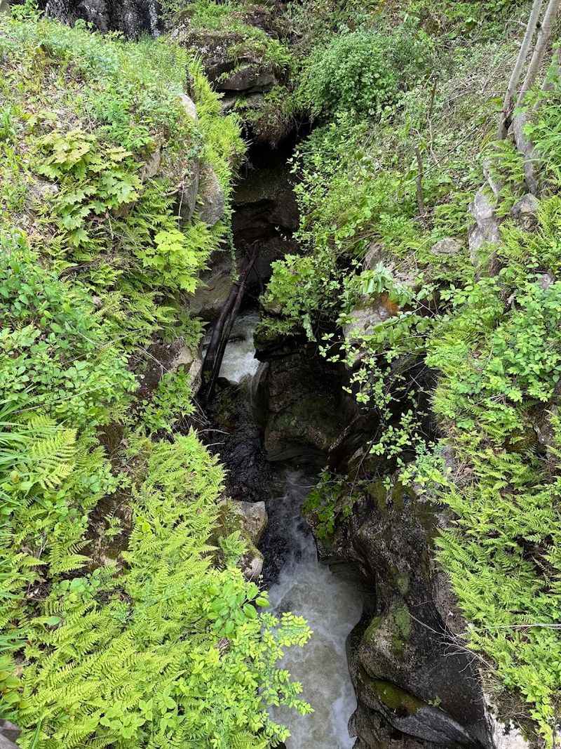 The Noisy Cave and the Gorge Below The Noisy Cave and the Gorge Below