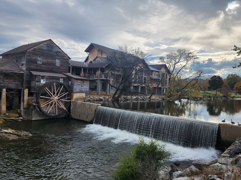 The Old Mill Restaurant, Pigeon Forge, Tennessee The Old Mill Restaurant, Pigeon Forge, Tennessee