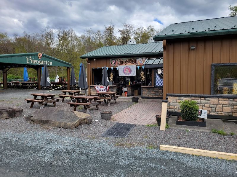 The Outdoor Biergarten: A Seasonal Surprise Worth Planning For The Outdoor Biergarten: A Seasonal Surprise Worth Planning For