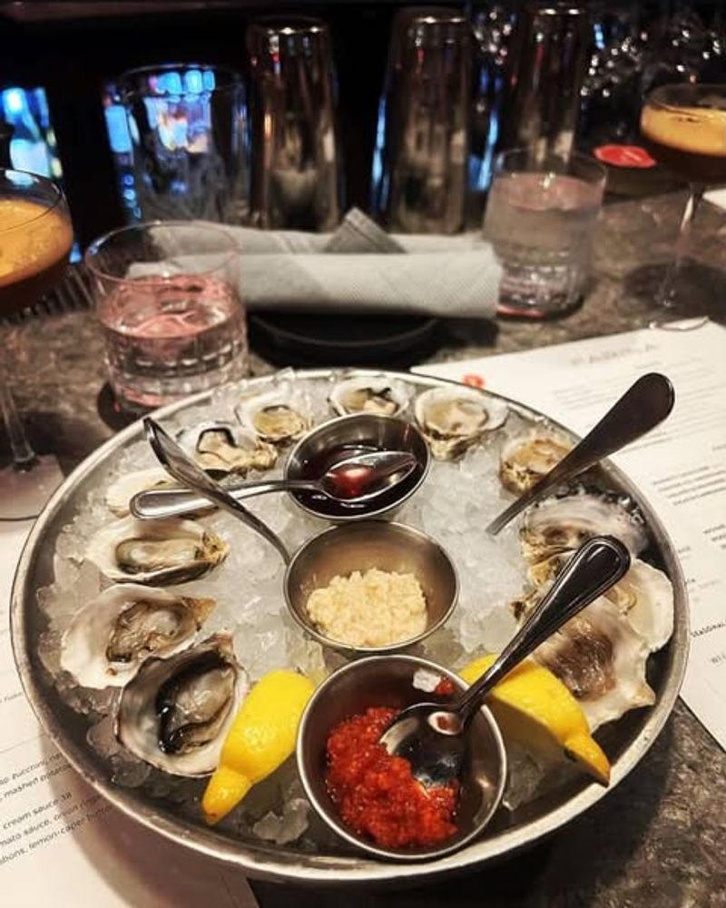 The Oyster Bar That Deserves Its Own Spotlight The Oyster Bar That Deserves Its Own Spotlight