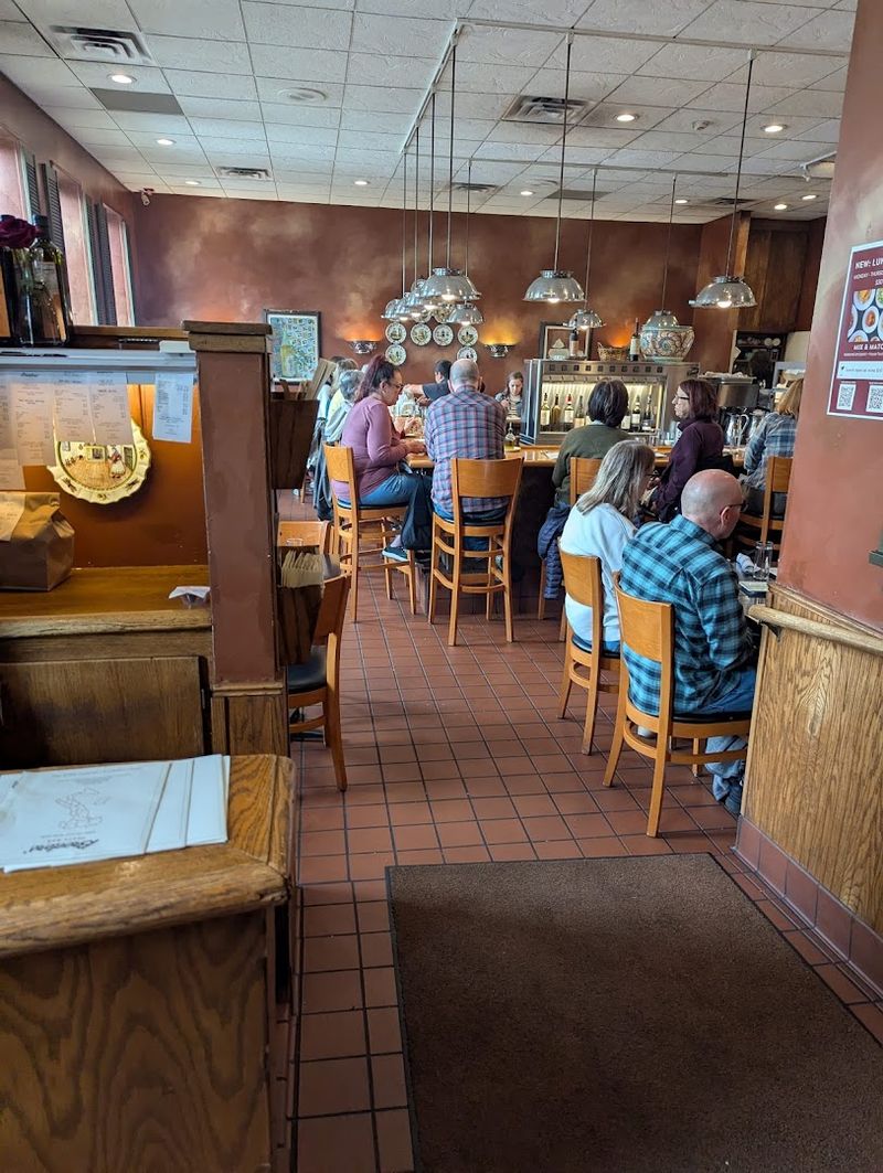 The Pasta Bar Experience: Ordering and Atmosphere