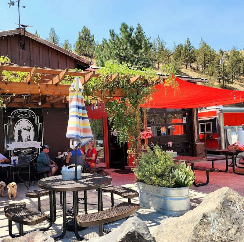 The Patio and Outdoor Seating Experience The Patio and Outdoor Seating Experience