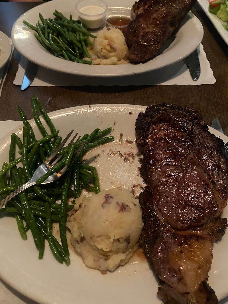 The Prime Rib Special That Causes a Stir The Prime Rib Special That Causes a Stir