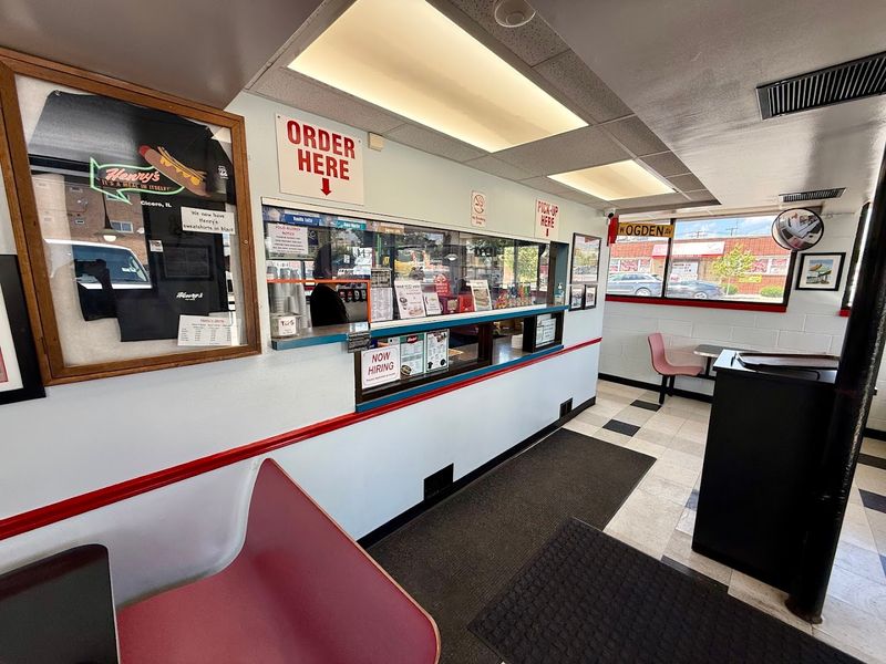 The Retro Atmosphere That Feels Completely Genuine
