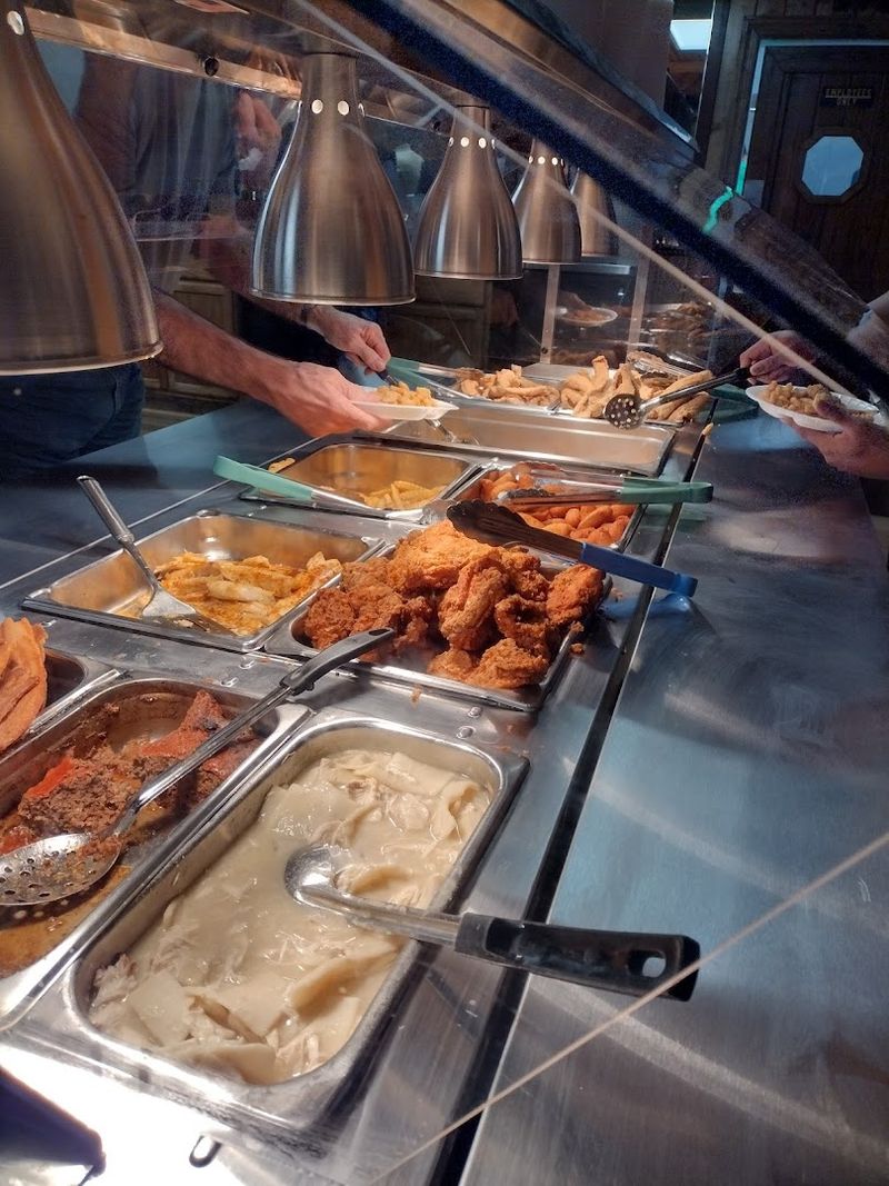 The Seafood Buffet That Earns Every Compliment It Gets The Seafood Buffet That Earns Every Compliment It Gets
