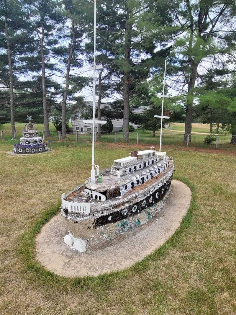 The Ship Sculpture That Came Out of Nowhere The Ship Sculpture That Came Out of Nowhere