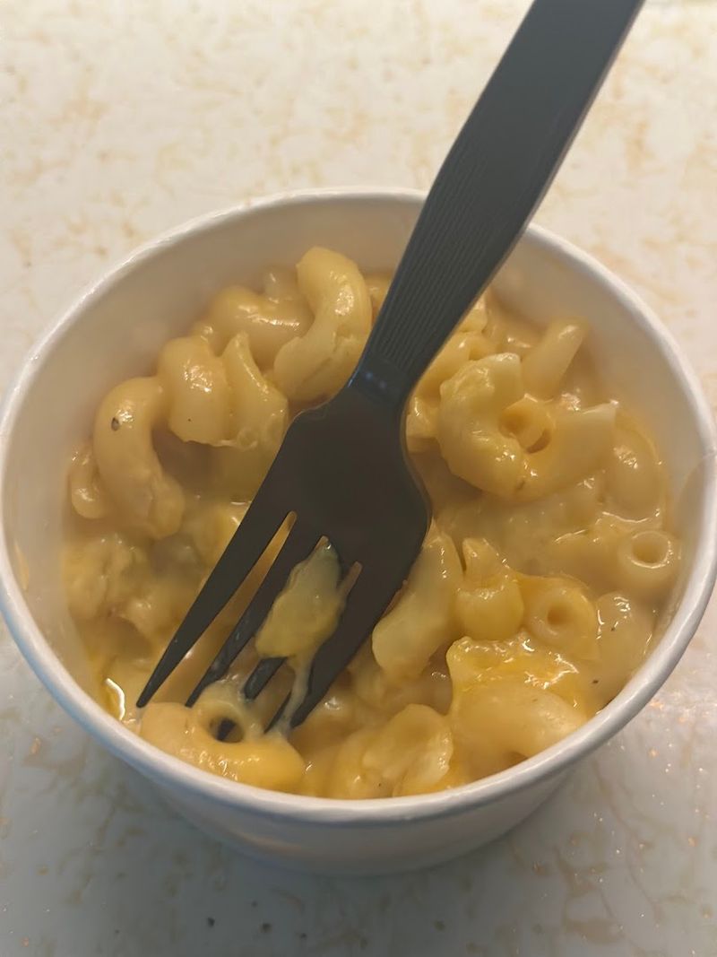 The Sides and Soups: Bob's Chili and the Mac That Earns Its Place The Sides and Soups: Bob's Chili and the Mac That Earns Its Place