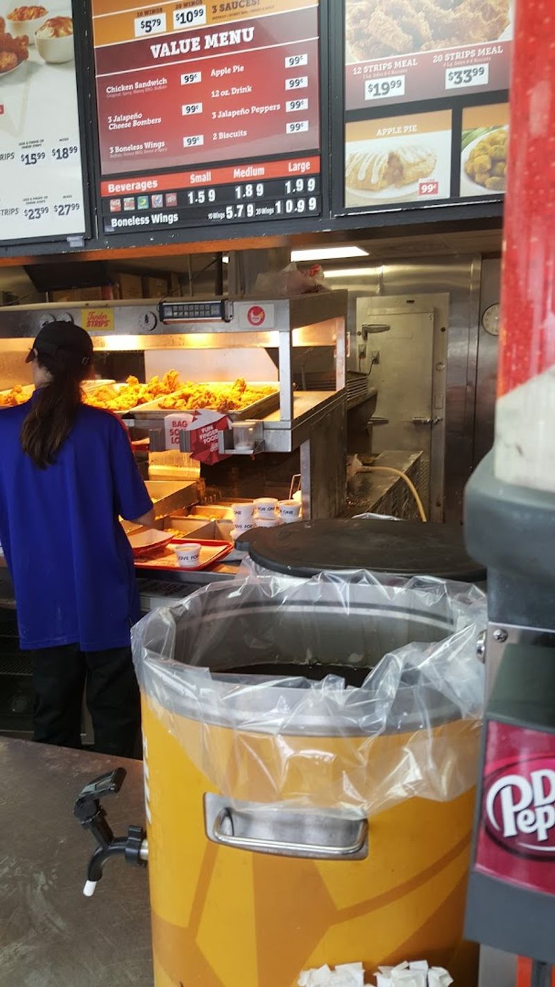 The South Austin Neighborhood and Who Eats Here