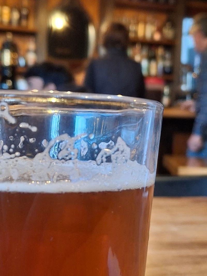 The Story Behind the Pint Glass The Story Behind the Pint Glass