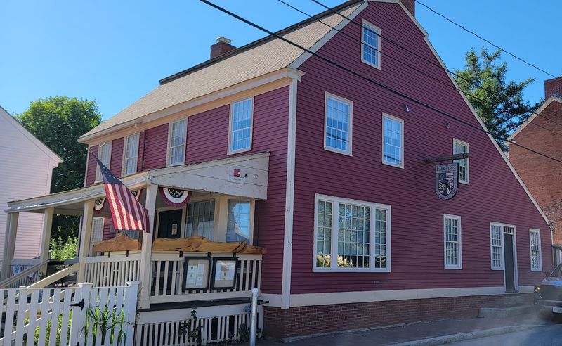 The Strawbery Banke Connection and Historic Neighborhood
