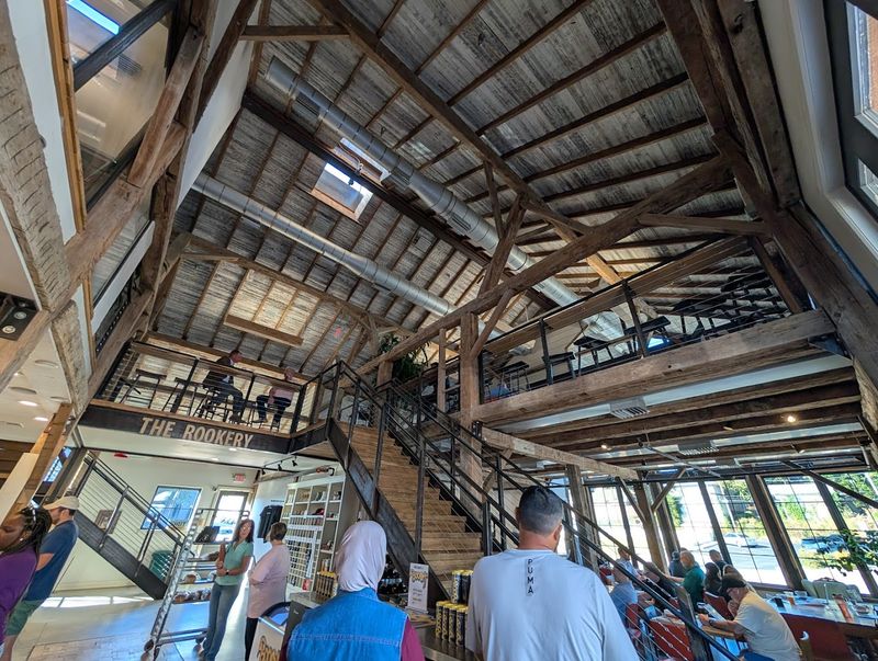 The Two-Floor Layout and Seating Options