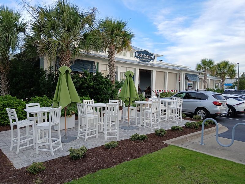 The Veranda Experience: Dining Outside Along the Grand Strand
