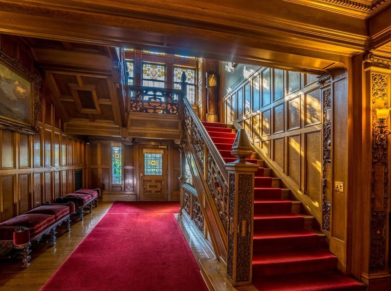 The Woodwork That Deserves Its Own Fan Club The Woodwork That Deserves Its Own Fan Club