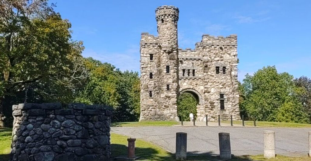 This 56-Foot Worcester Castle Was Built To Honor A U.S. Naval Academy Founder
