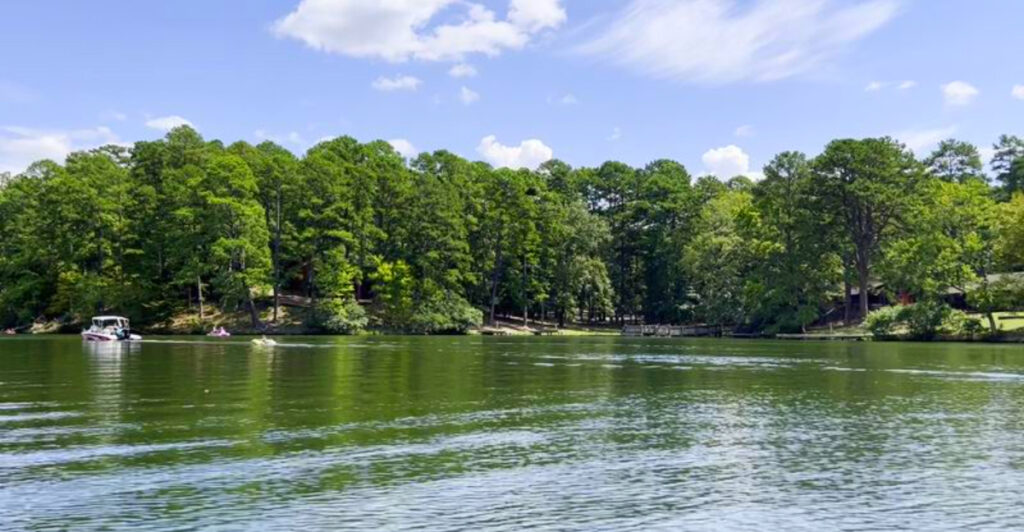This Arkansas State Park Has Lakeside Cabins, a Waterfall Trail, and Outdoor Adventures for Every Season