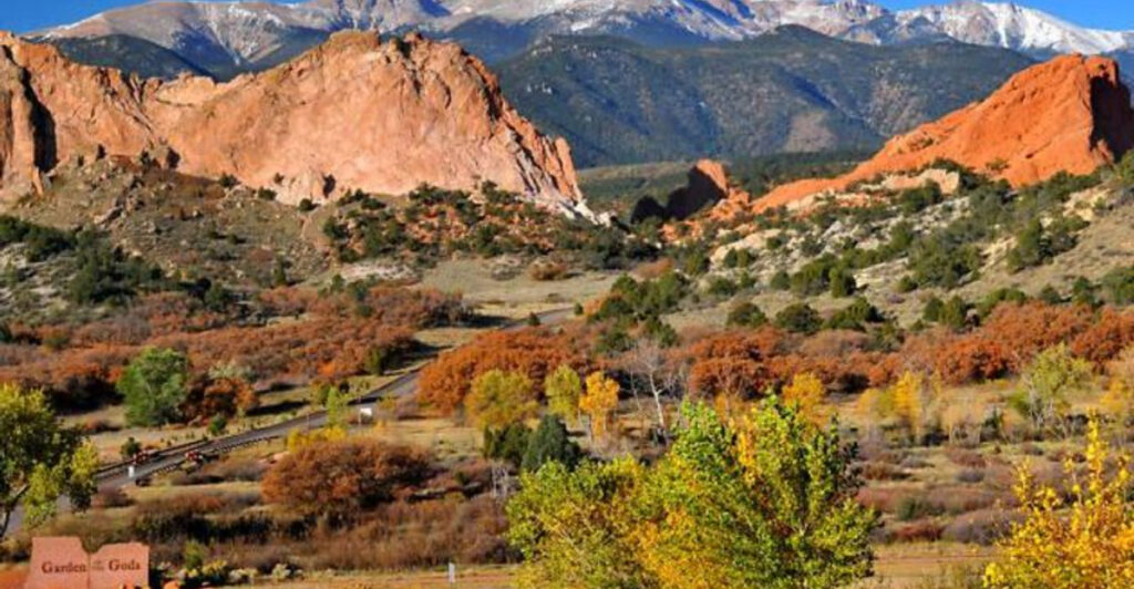 This Colorado Springs Landmark Looks Like a Natural Wonder From Another World