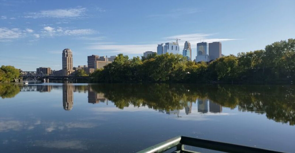 This Hidden Minneapolis Park Offers Some Of The Most Stunning Skyline Views In Minnesota