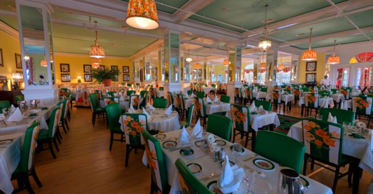 This Historic Michigan Inn Serves a Prime Rib Dinner Worth the Drive