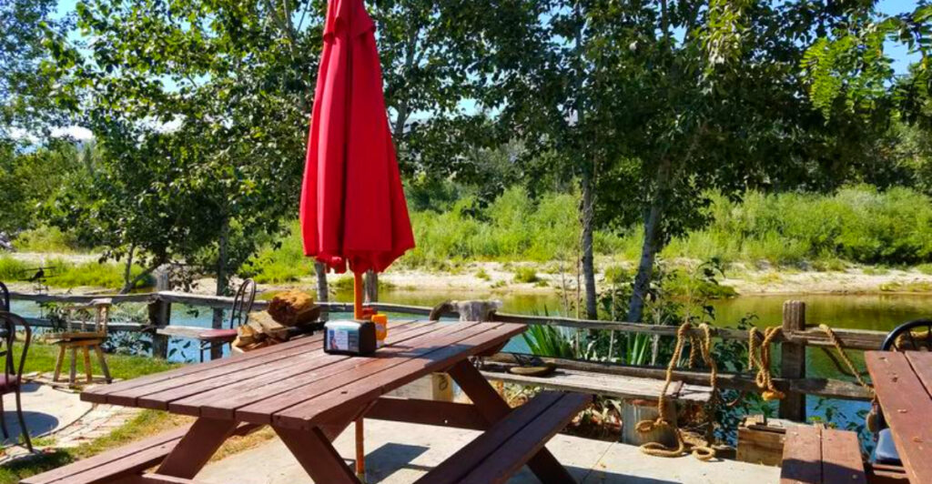 This Idaho Restaurant Sits Right on the Payette River – and Locals Drive an Hour for the Prime Rib