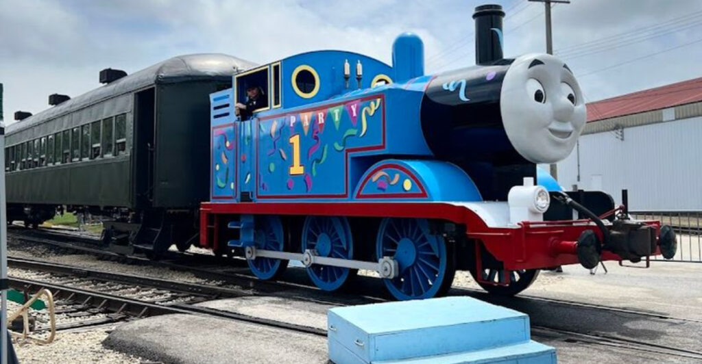 This Illinois Museum Houses One of the Largest Collections of Historic Trains in America