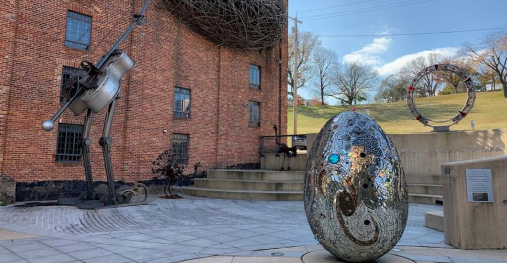 This Inner Harbor Museum Turns Self-Taught Art Into A Baltimore Landmark