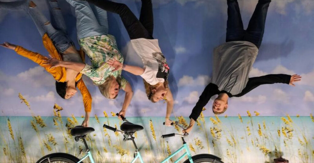 This Oregon Experience Has Families Laughing Their Way Through Eight Upside-Down Rooms