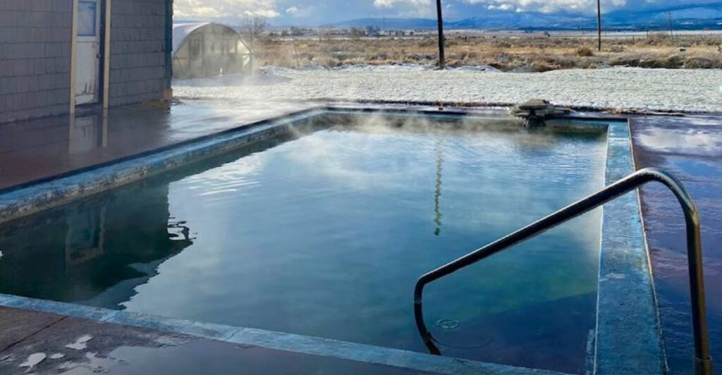 This Oregon Resort Features a Natural Hot Springs Lake That Stays Warm All Year Long
