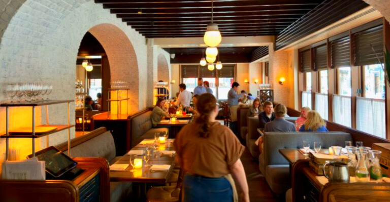 This Philadelphia Comfort Food Restaurant Has Hush Puppies, Candlelit Tables, and Desserts Guests Can’t Stop Talking About