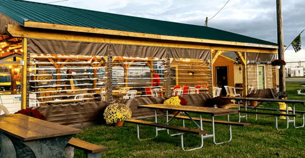 This Runway-Side Restaurant in New Jersey Delivers More Than Just the View