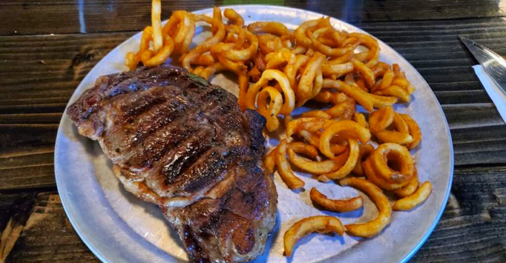 This Rural Pennsylvania Restaurant Has Travelers Driving an Hour for Giant Burgers, Ribeyes, and Homestyle Breakfasts