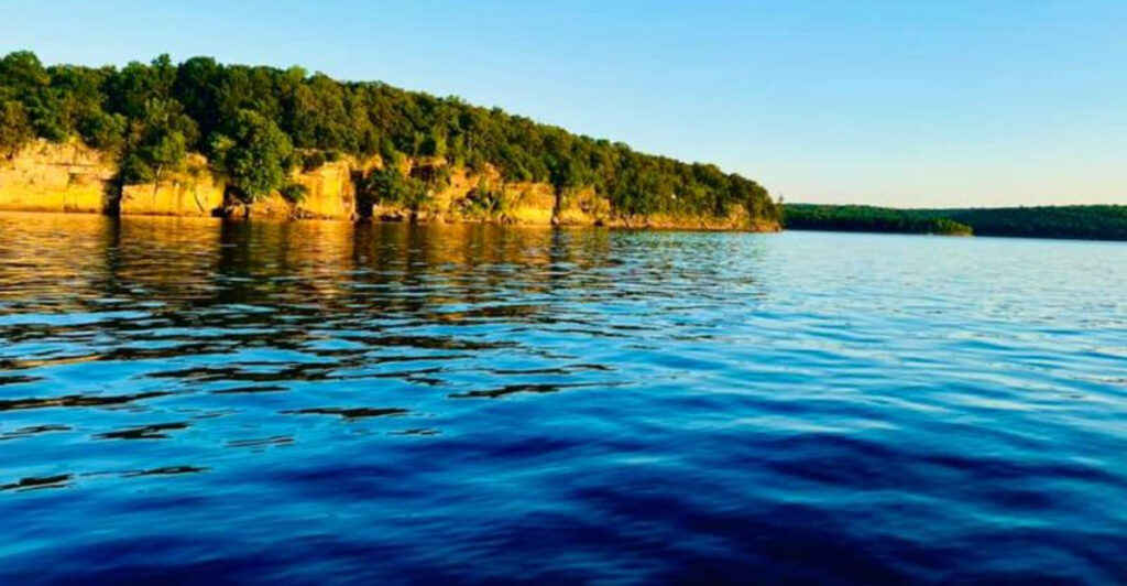 This Stunning Oklahoma Lake Has Crystal-Blue Water That Looks Like a Seaside Escape