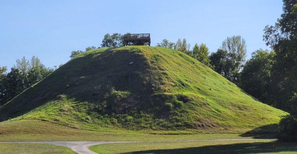 This Tennessee Park Holds America’s Largest Middle Woodland Mound Group