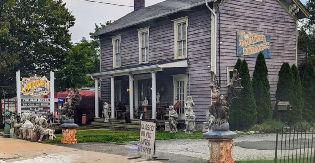 This Tiny New Jersey Village Is a Treasure Hunter’s Dream