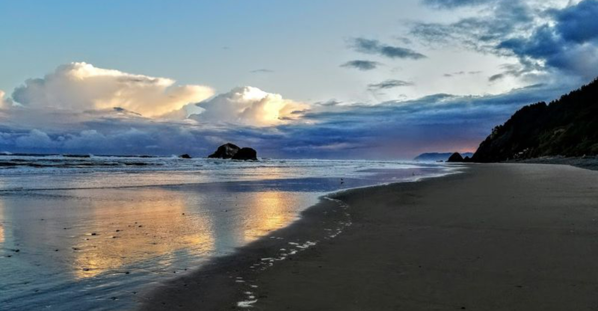 This Tiny Oregon Beach Town Has Just 250 Residents and a 2.5-Mile Shoreline Most Tourists Never Discover