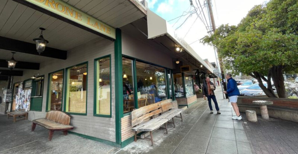 This Washington Bakery Turned Vanilla-Sugar Croissant Dough Into A Signature Treat